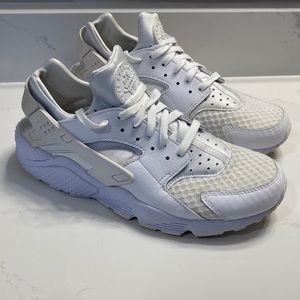 Nike Air Huarache Men’s size 10.5